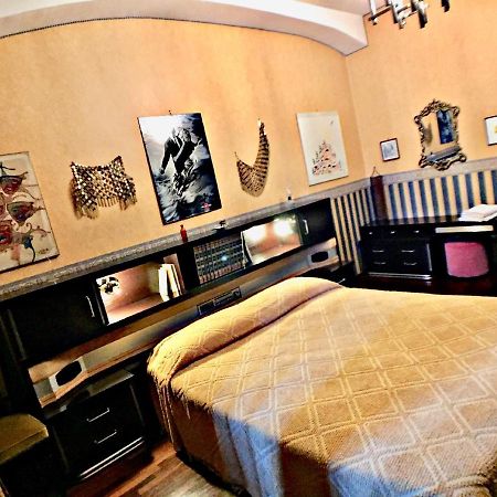 Elegante Appartamento Vicino Al Centro تورينو المظهر الخارجي الصورة