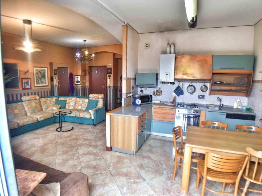 Elegante Appartamento Vicino Al Centro تورينو المظهر الخارجي الصورة
